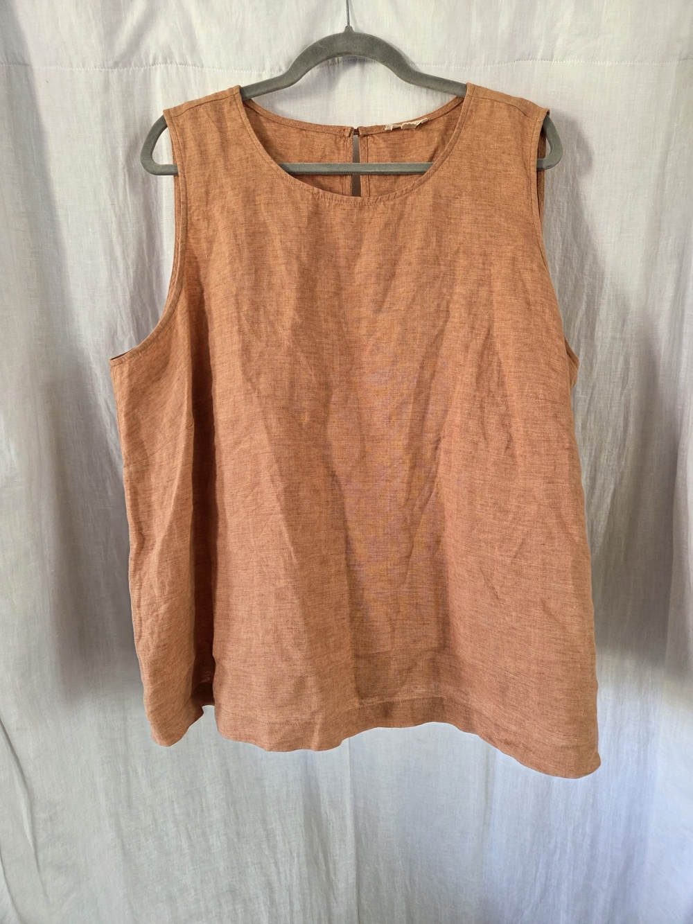 Eileen Fisher | Sleeveless Scoop Neck Tank in Rust